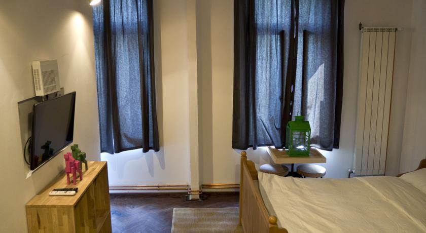 بيت شباب Victoria Poshtel بوخارست المظهر الخارجي الصورة