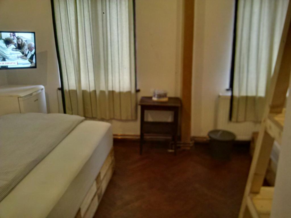 بيت شباب Victoria Poshtel بوخارست المظهر الخارجي الصورة